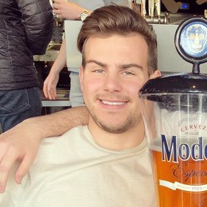 Meet your Posher, Tyler